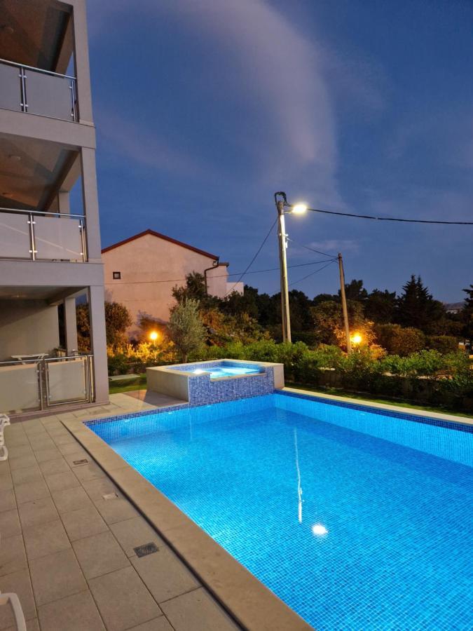 Villa Stella With Pool And Seaview Karlobag Exterior foto